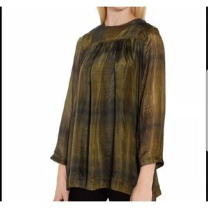 Burberry Brit green/black 100% mulberry silk tunic/blouse  subtle plaid size XS
